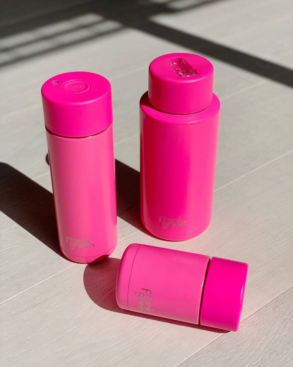 Frank Green 595ml Ceramic Water Bottle with Straw Neon Pink - LIFESTYLE - Water Bottles - Soko and Co